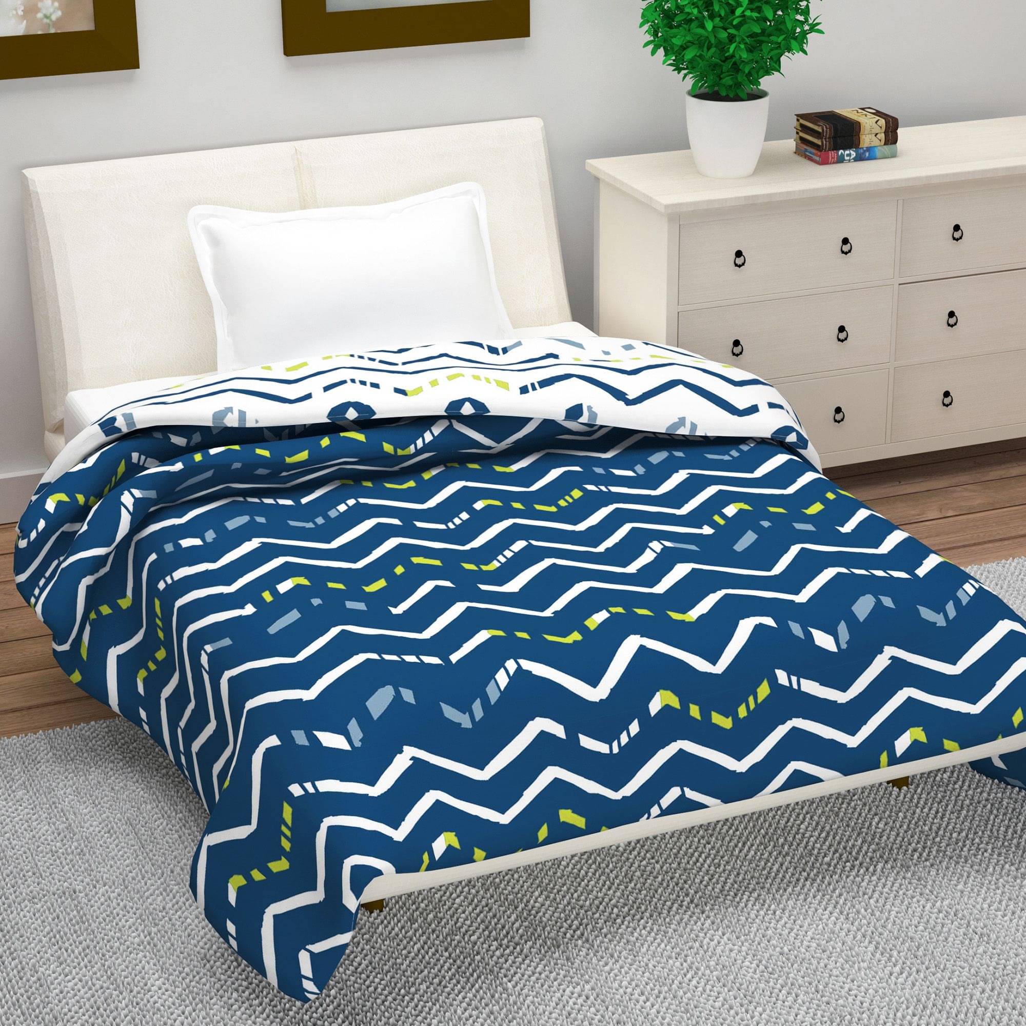     			DIVINE CASA Single Polyester Blue Abstract Quilt Coordinated