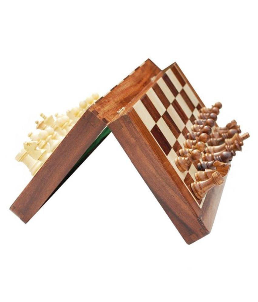 Wooden Travelling Magnetic Chess 10"x 10" Wooden Travelling Magnetic Chess 10"x 10"
