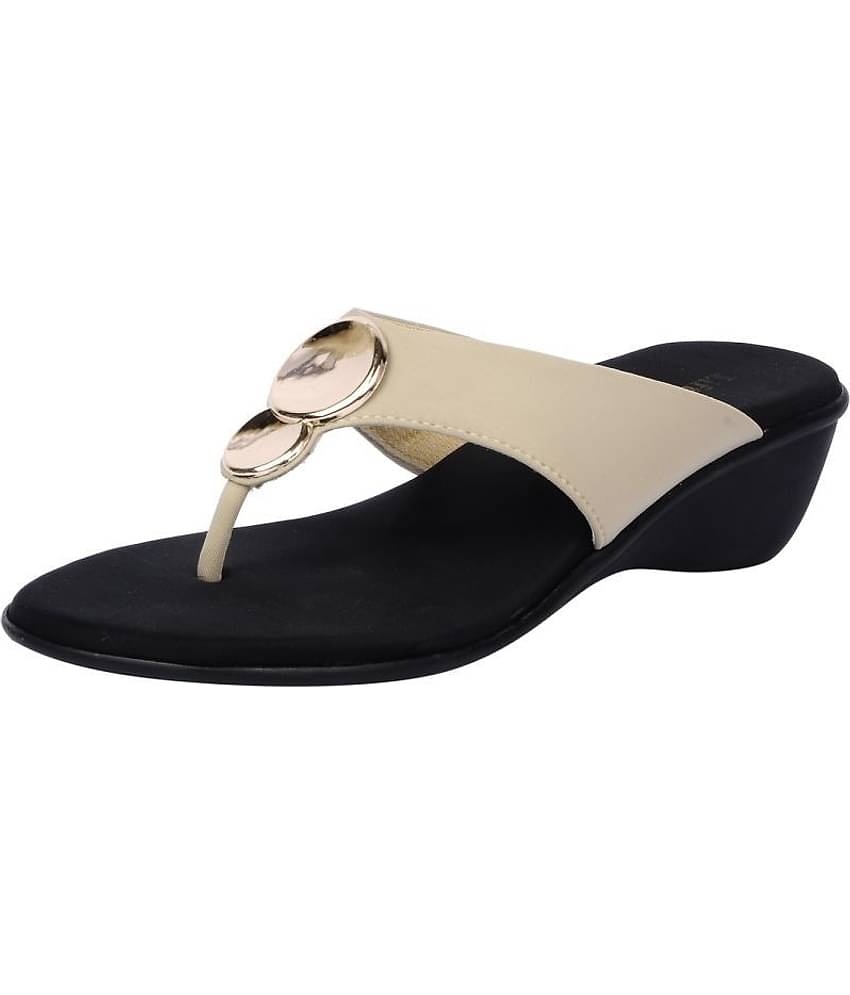 Feel It - Off White Women's Wedges Heels