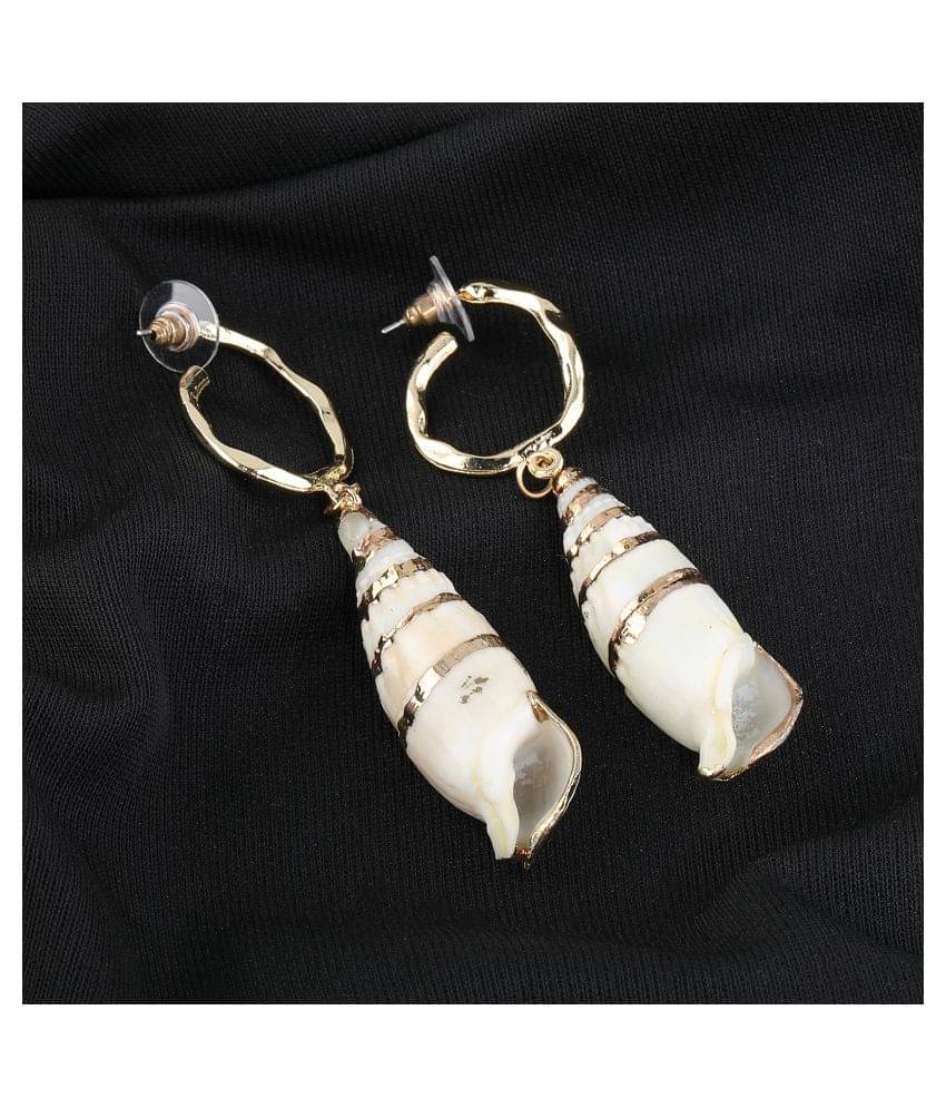     			Silver Shine Unique Shell Design Earring For Girls and Women Jewellery