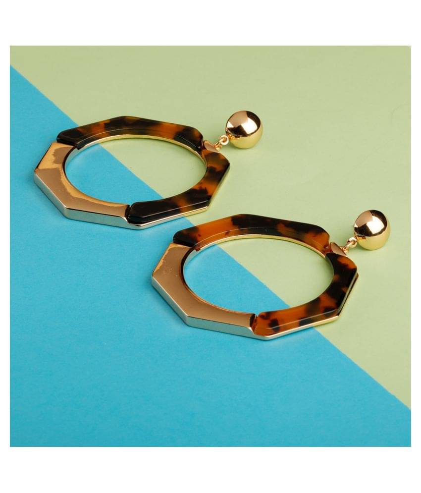 Silver Shine Metallic Hexagonal Shape Partywear Earring For Girls and Women Jewellery Silver Shine Metallic Hexagonal Shape Partywear Earring For Girls and Women Jewellery