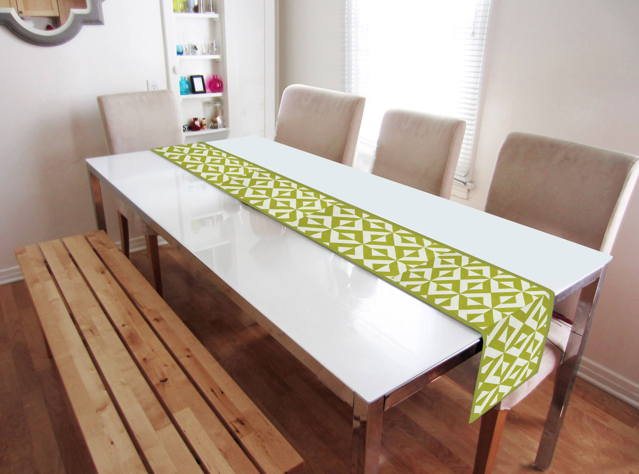     			DECOTREE Cotton 6 Seater Table Runner ( 183 cm x 35 cm ) Single - Green