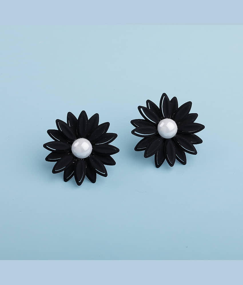 Silver Shine - Black Stud Earrings ( Pack of 1 ) - Earrings | Buy online on ZillyBuy