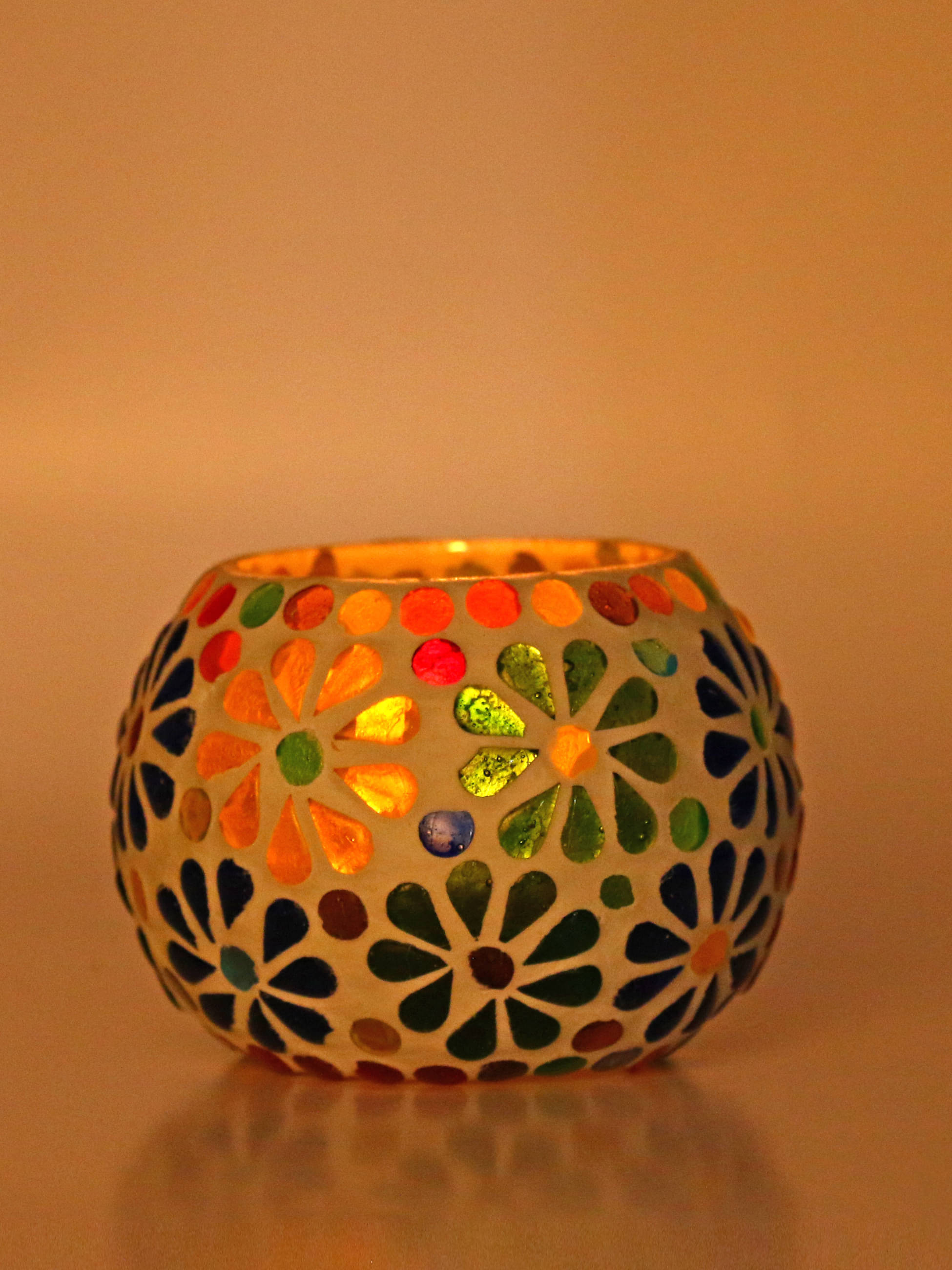 AFAST Multicolour Table Top Glass Tea Light Holder - Pack of 1 AFAST Multicolour Table Top Glass Tea Light Holder - Pack of 1