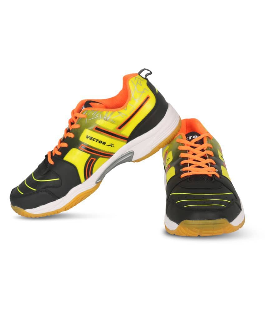 Vector X CS-2000 Non-Marking Green Male - Sports Shoes | Buy online on ZillyBuy
