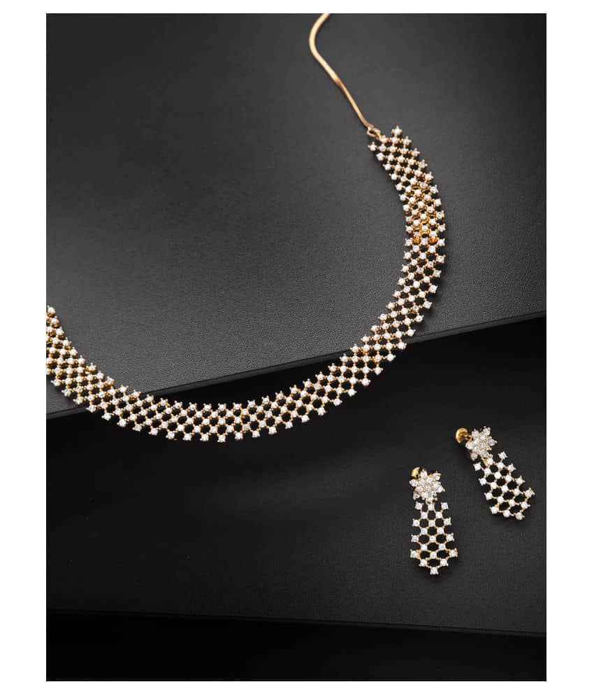Priyaasi - Gold Brass Necklace Set ( Pack of 1 )