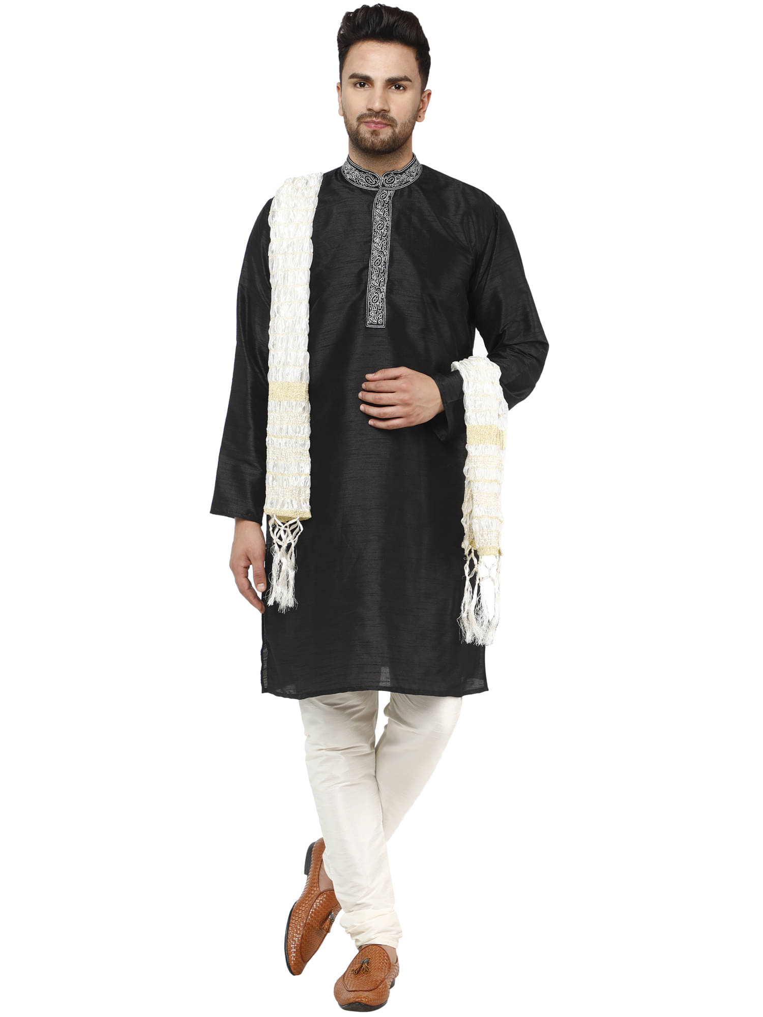 SKAVIJ Black Silk Blend Kurta Pyjama Set SKAVIJ Black Silk Blend Kurta Pyjama Set