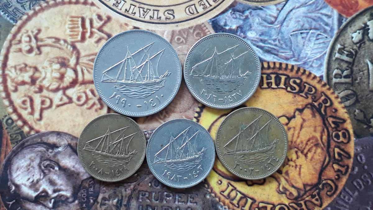    			5 X ALL DIFFERENT COINS SET - KUWAIT