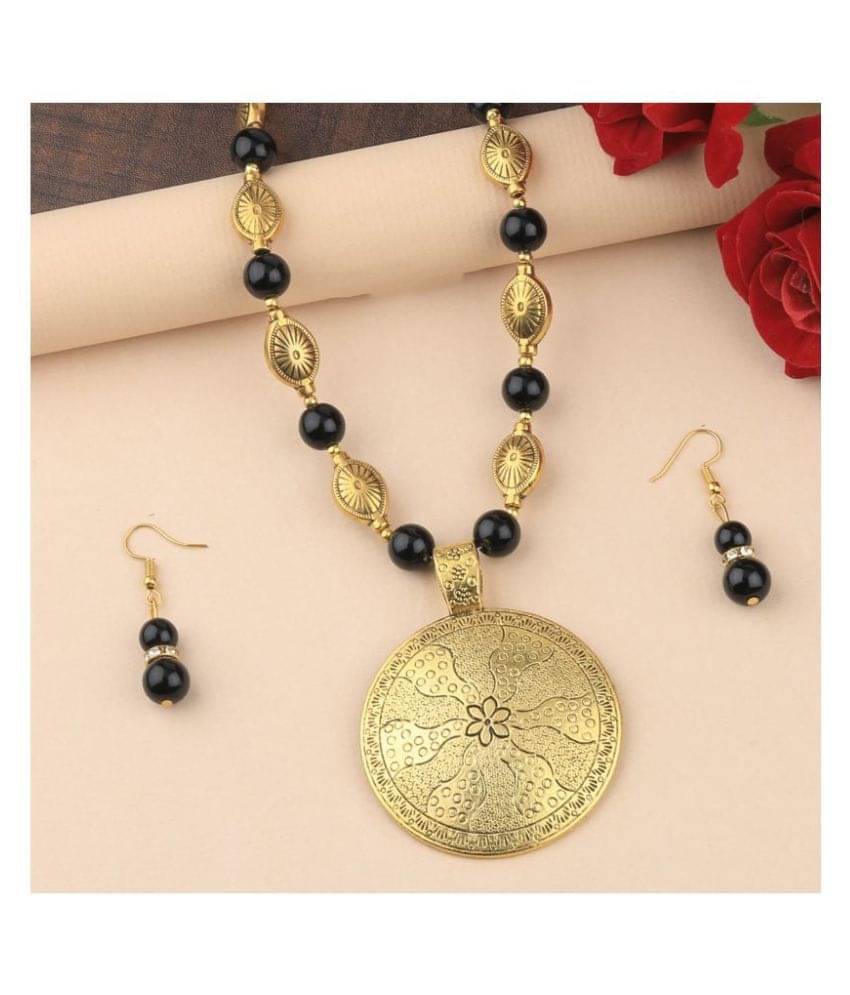     			SILVERSHINE Stylish Adjustable Gold Oxidised Round Pendant Black Pearl mala set for Women girl