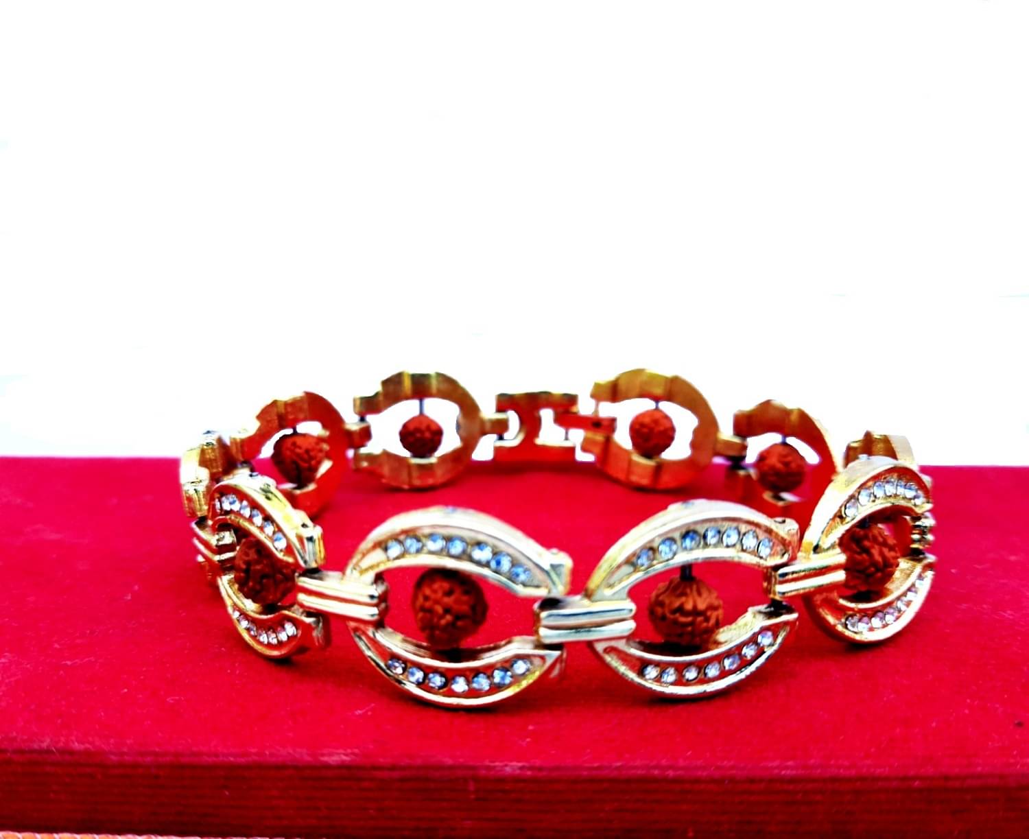     			PAYSTORE - Gold Plated Idol Bracelet (Pack of 1)