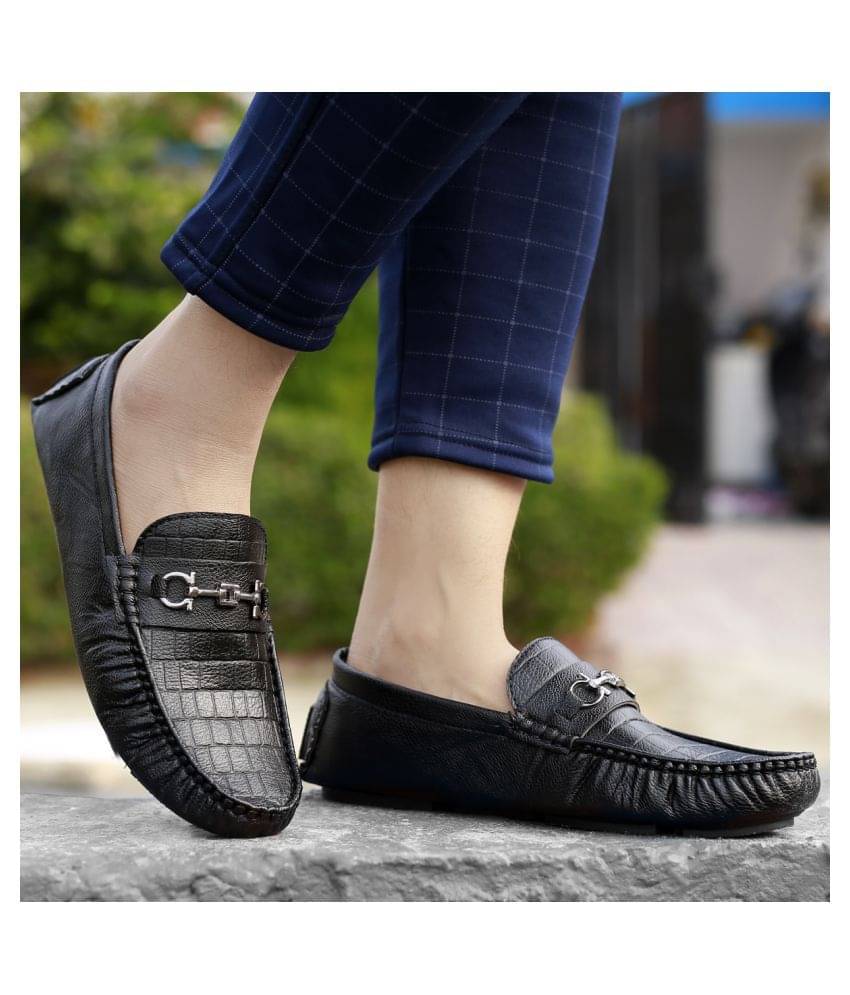     			YUVRATO BAXI Black Loafers