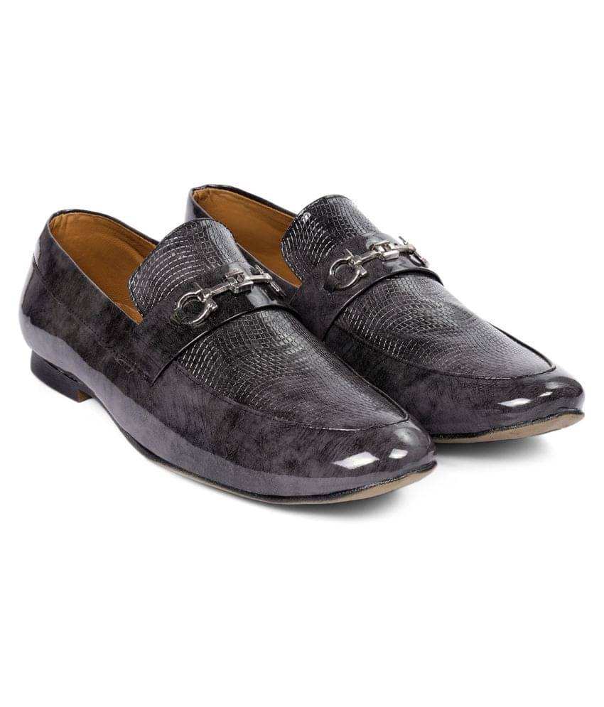     			YUVRATO BAXI Gray Loafers