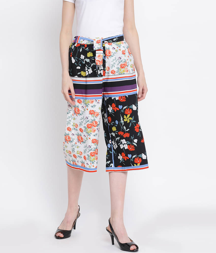     			Oxolloxo Polyester Capris