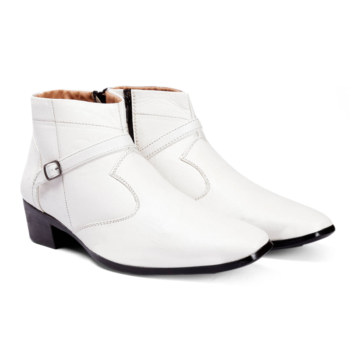     			YUVRATO BAXI White Formal Boot