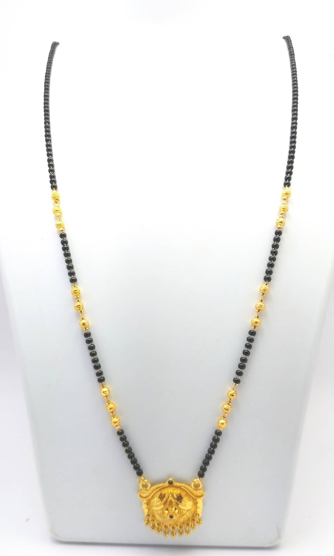     			Soni - Golden Mangalsutra ( Pack of 1 )