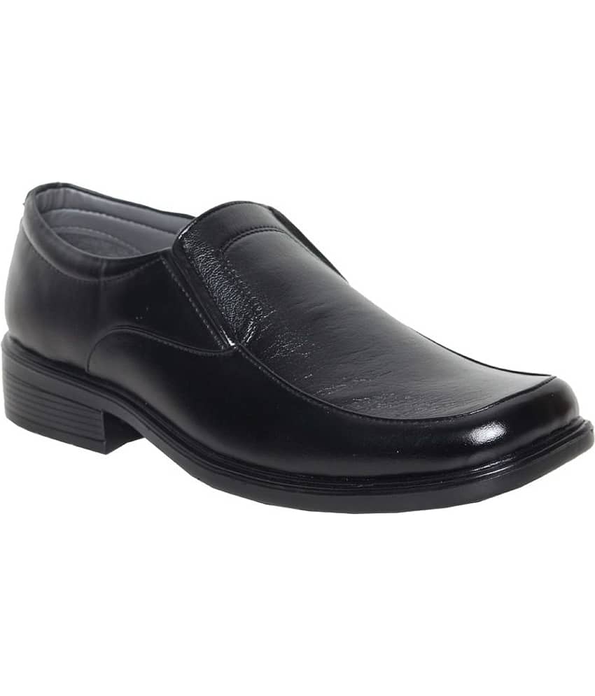 Leeport - Black Men's Slip On Formal Shoes - Formal Shoes | Buy online on ZillyBuy