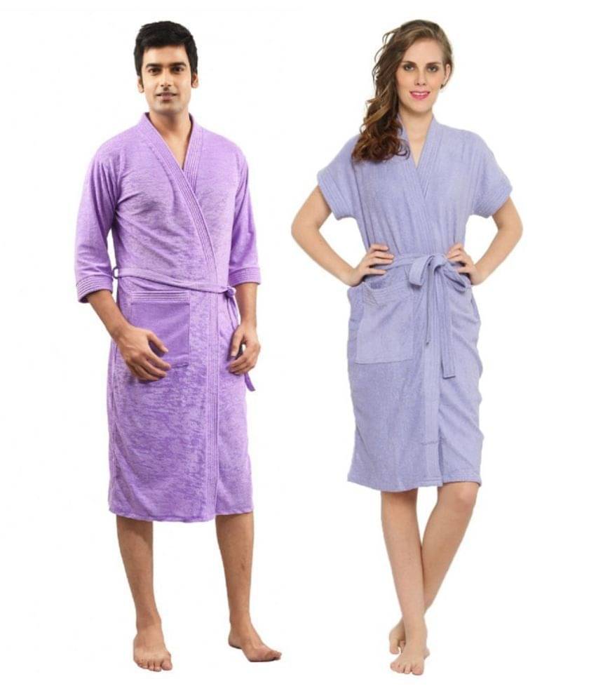     			superior Set of 2 Free Size Bathrobe Multi
