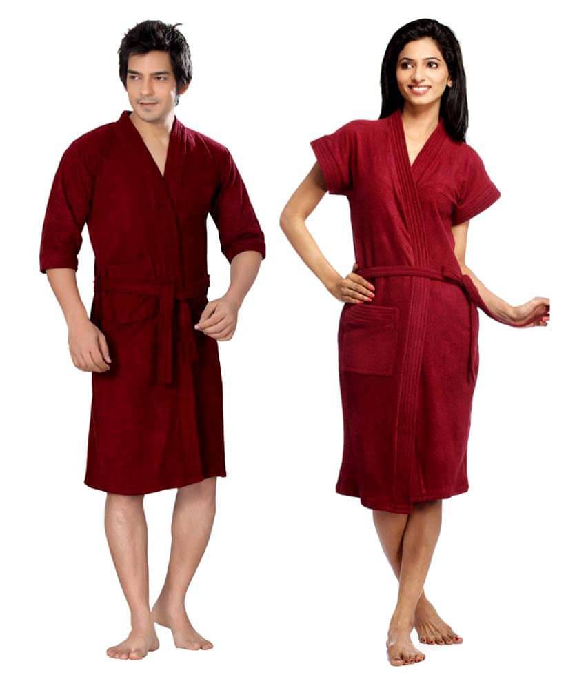     			superior Set of 2 Free Size Bathrobe Red