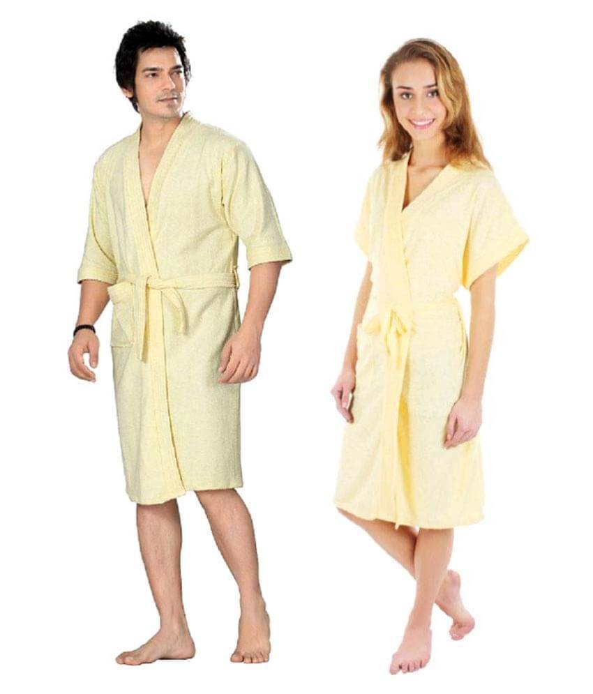    			superior Set of 2 Free Size Bathrobe Yellow
