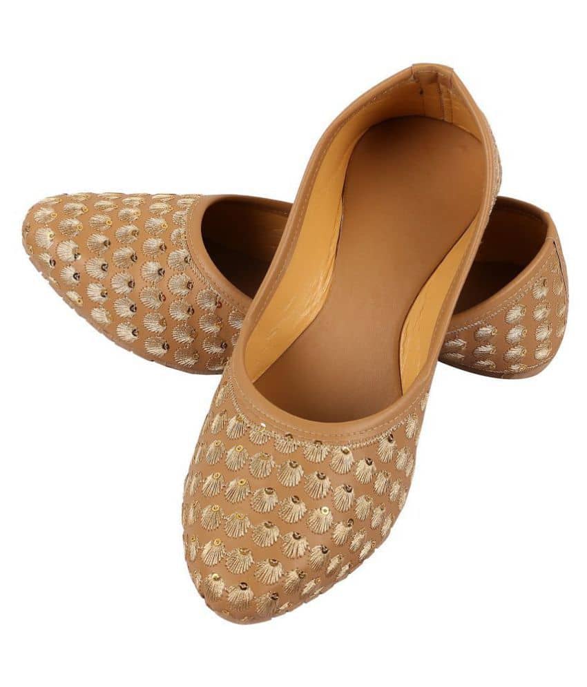 Raj Tan Ethnic Footwear - Ethnic Shoes | Buy online on ZillyBuy