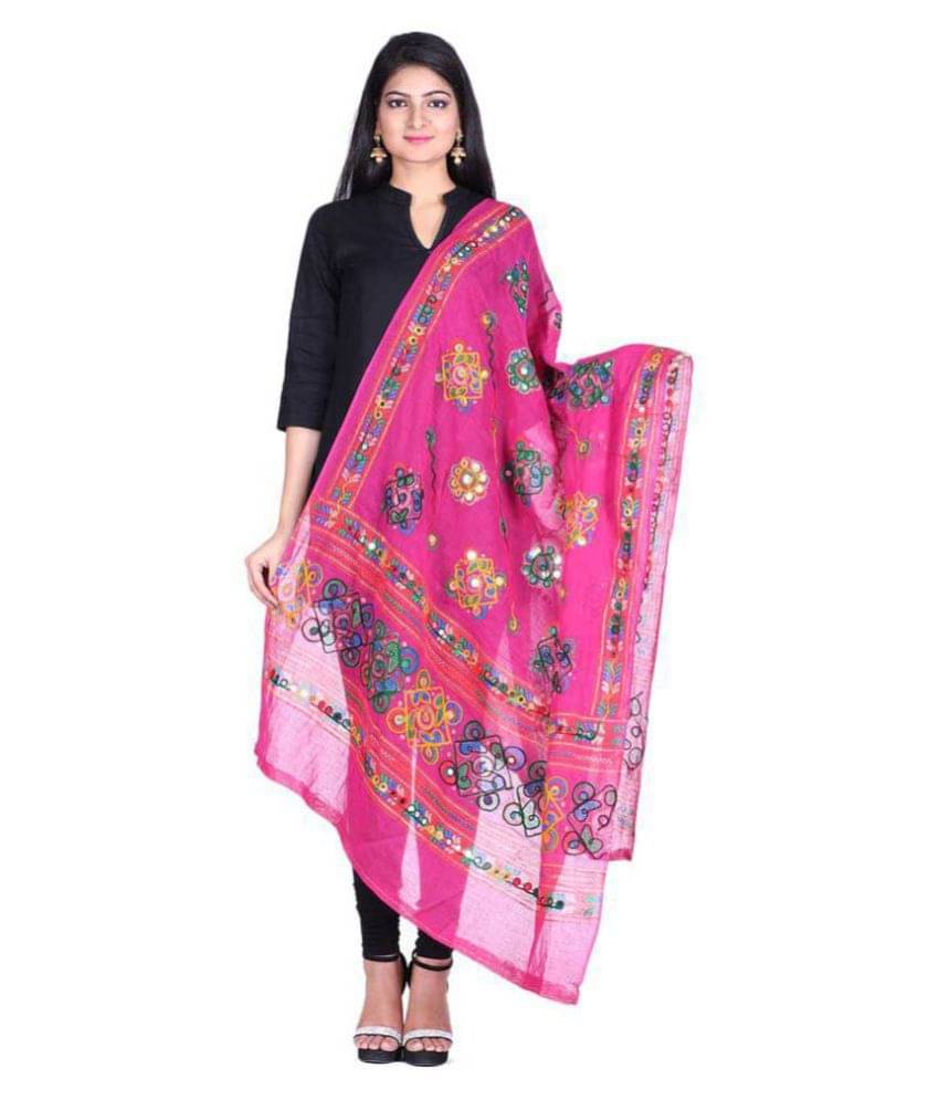 Raj Pink Cotton Kutch Embroidered Dupatta Raj Pink Cotton Kutch Embroidered Dupatta