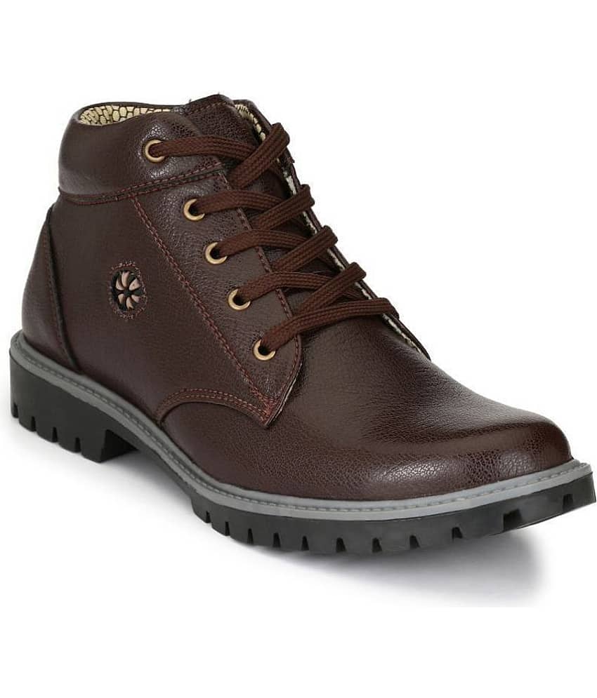 Sir Corbett Outdoor Brown Casual Shoes - Casual Shoes | Buy online on ZillyBuy