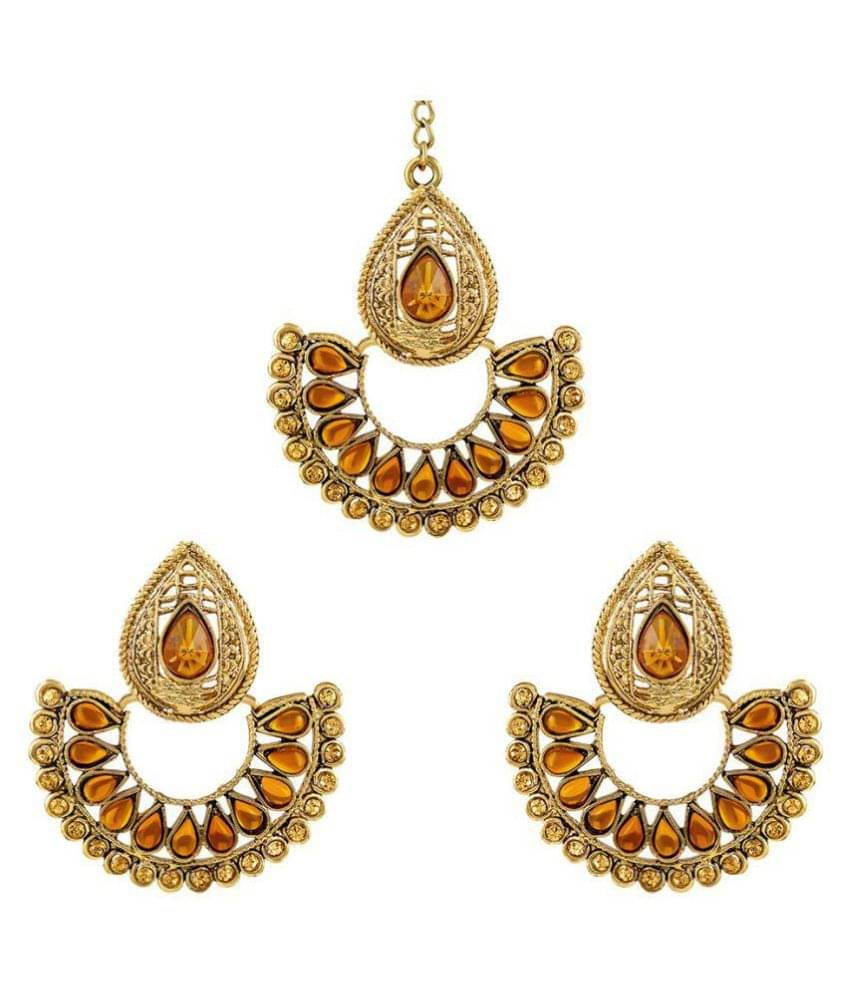     			Asmitta Pear Shape Gold Plated Chand Bali Earrings With Maangtikka For Women