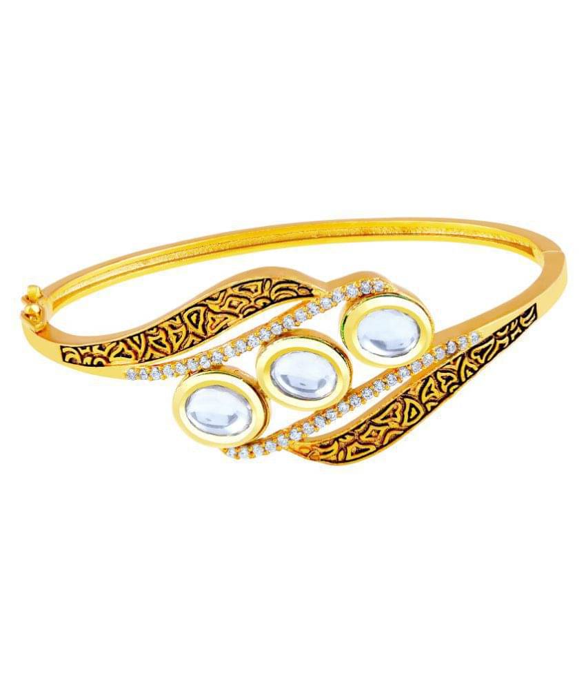     			Asmitta Classic Round Shape With Antique Work Gold Plated AD Openable Kada For Women
