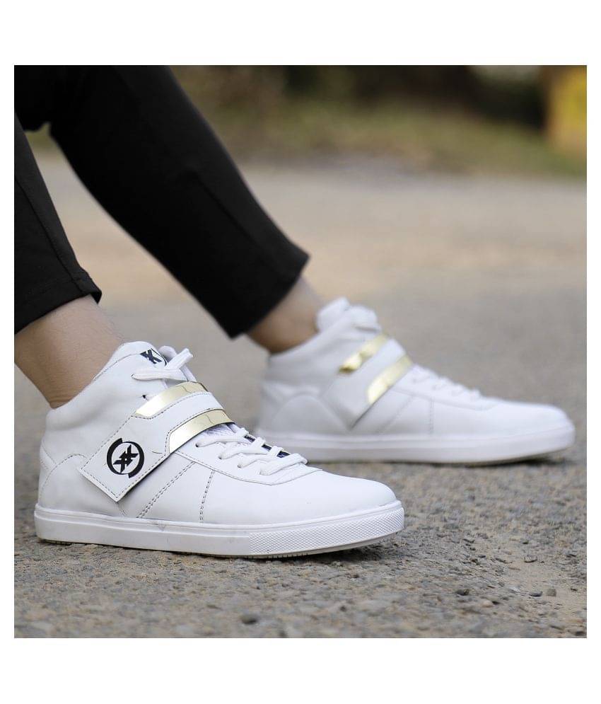     			ZXYZO White Casual Boot