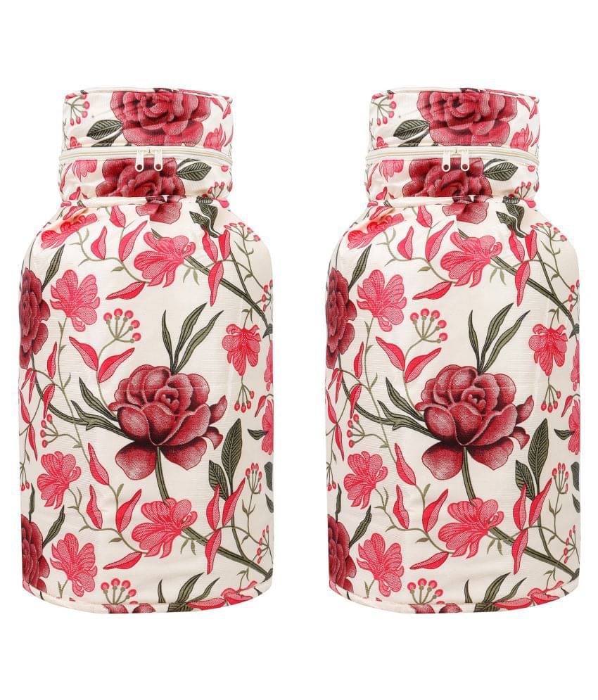 E-Retailer Set of 2 Polyester Red Cylinder Cover E-Retailer Set of 2 Polyester Red Cylinder Cover