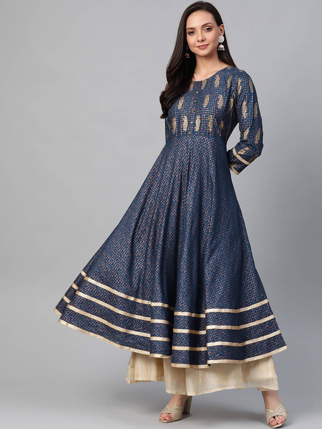 Yash Gallery Pack of 1 Rayon Printed Flared Women's Kurti - ( Blue ) Yash Gallery Pack of 1 Rayon Printed Flared Women's Kurti - ( Blue )