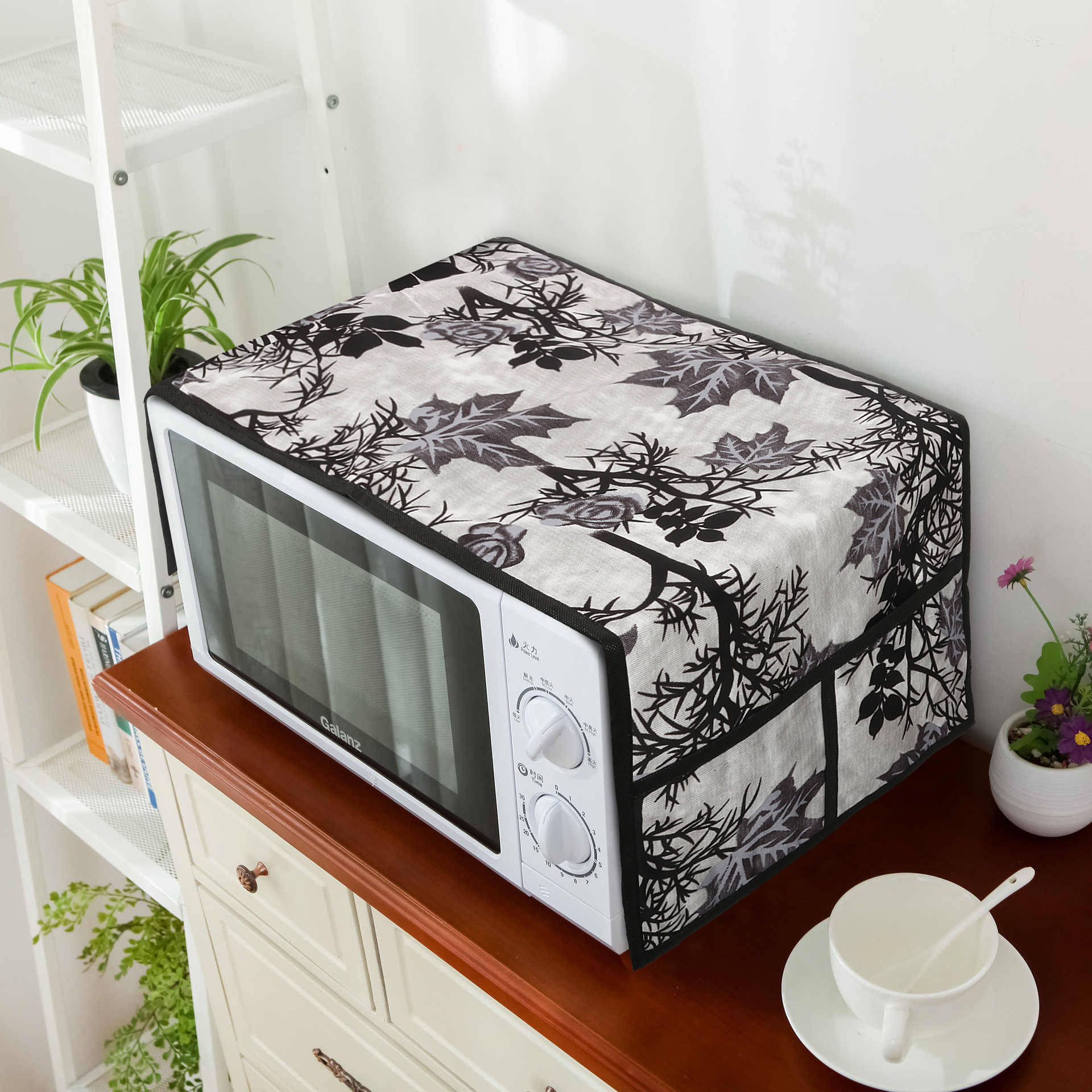     			E-Retailer Single Polyester Black Microwave Oven Cover - 26-28L