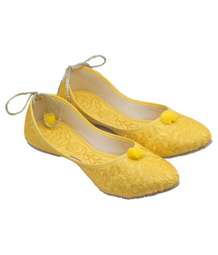 Raj Yellow Ethnic Footwear - Ethnic Shoes | Buy online on ZillyBuy