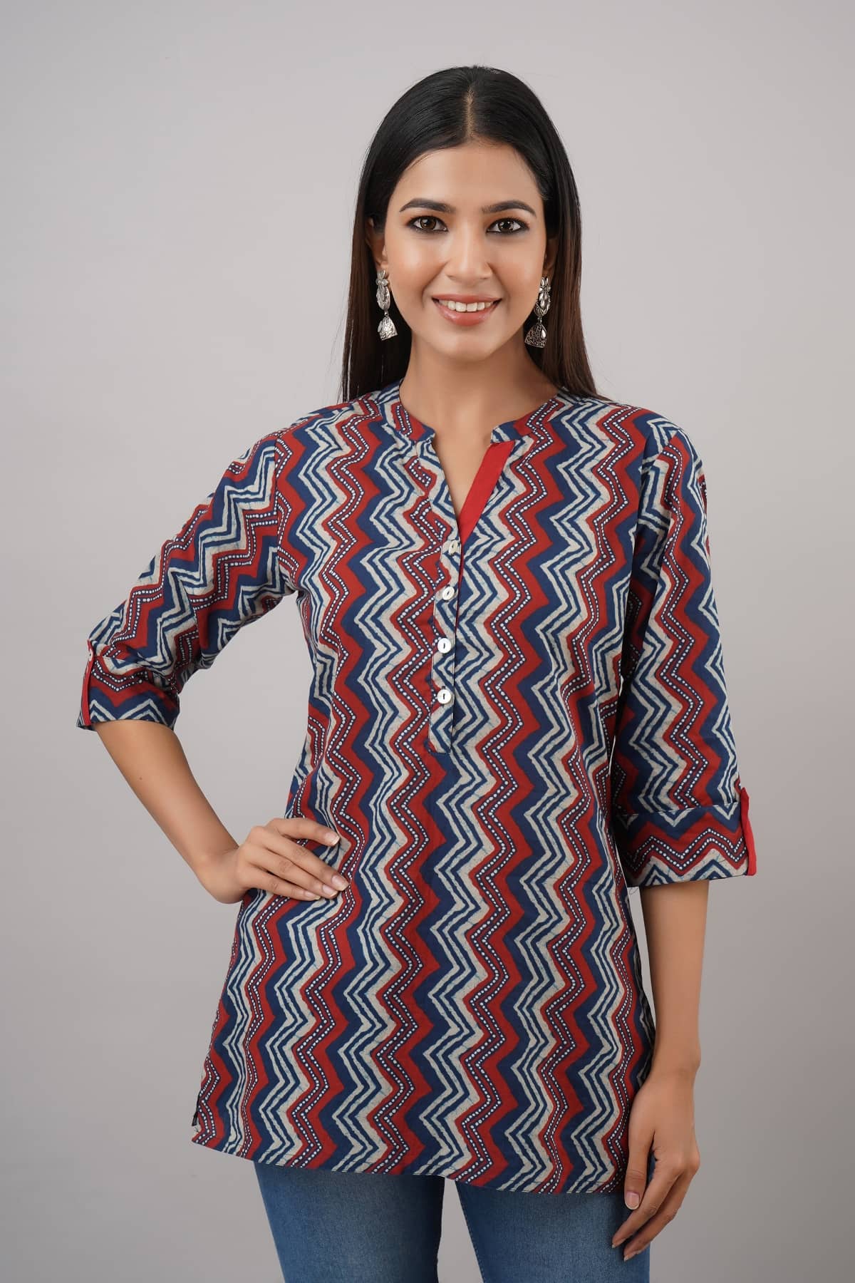 SVARCHI - Multicolor Cotton Blend Women's Tunic ( Pack of 1 )
