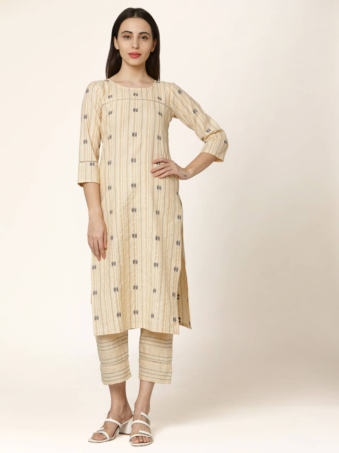 Aarrah Off White Cotton Straight Kurti Aarrah Off White Cotton Straight Kurti