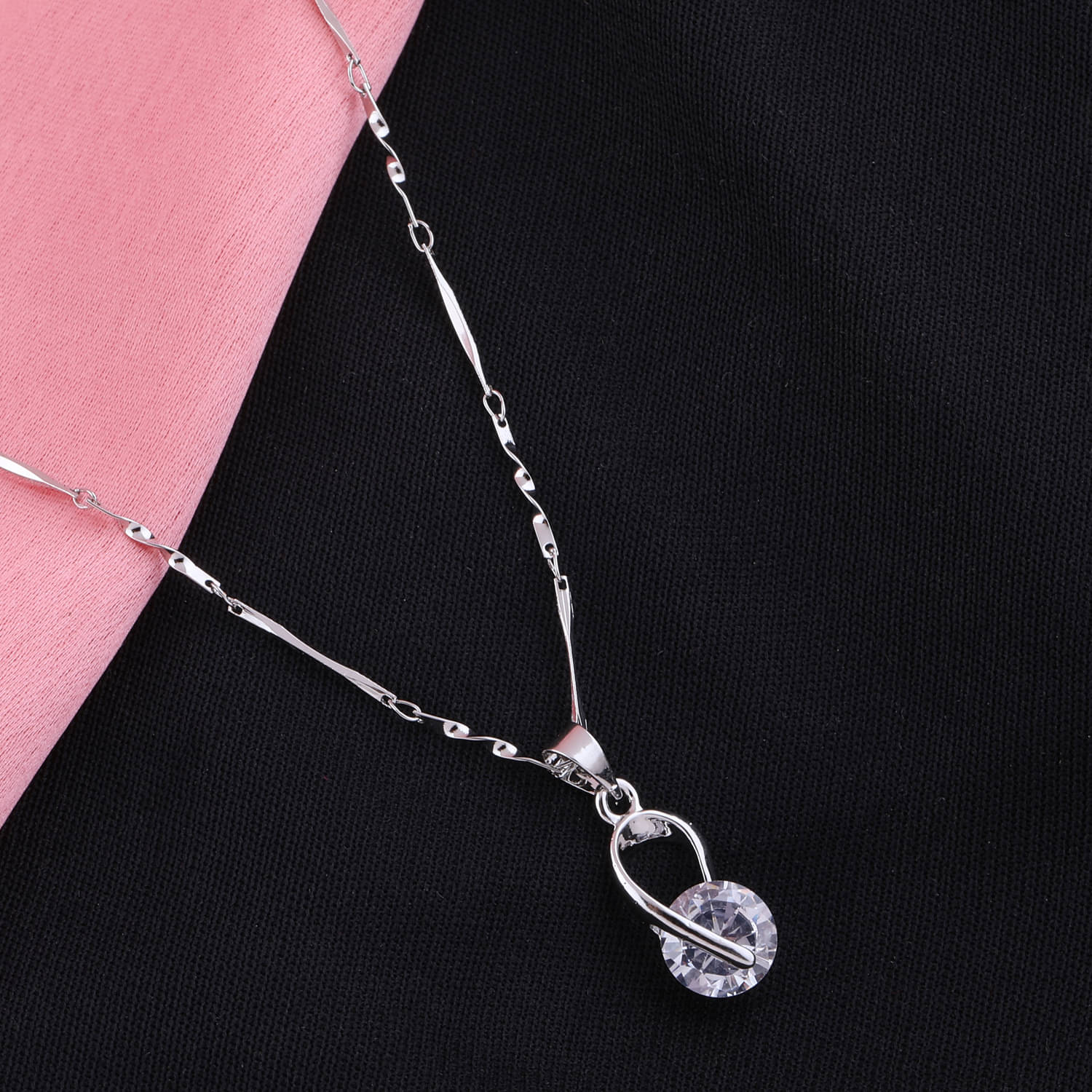     			Silver Shine Gold Plated Chain ( Set of 1 )