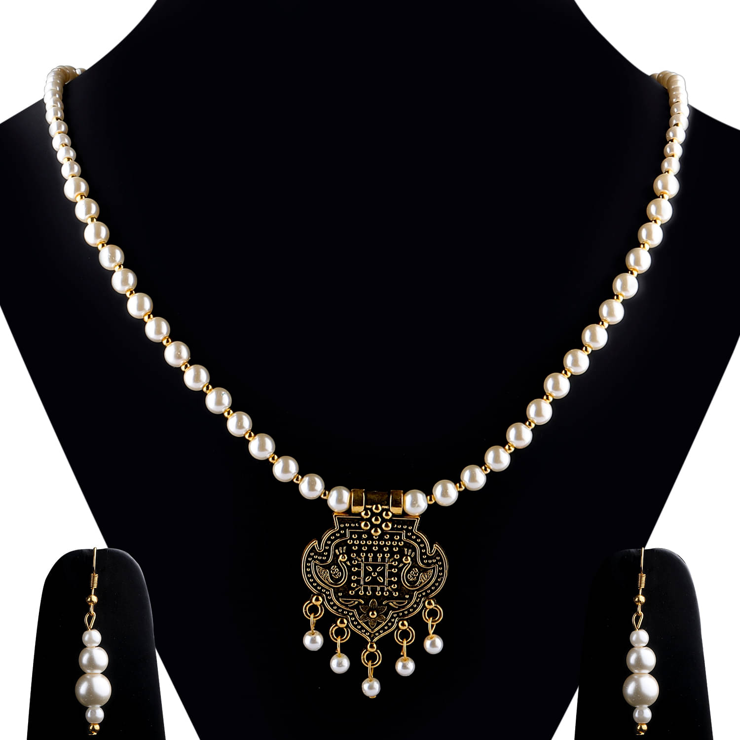     			Silver Shine Alloy GOLDEN Contemporary Contemporary/Fashion Antique Necklaces Set