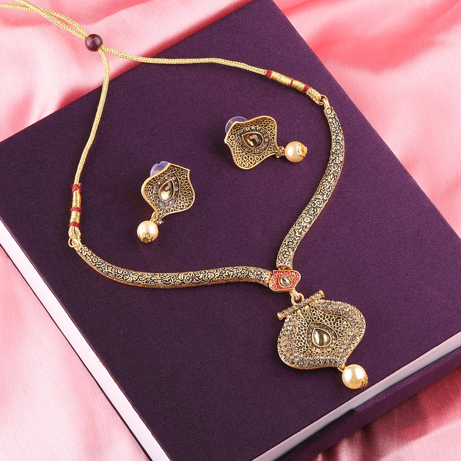 Silver Shine - Gold Alloy Necklace Set ( Pack of 1 )