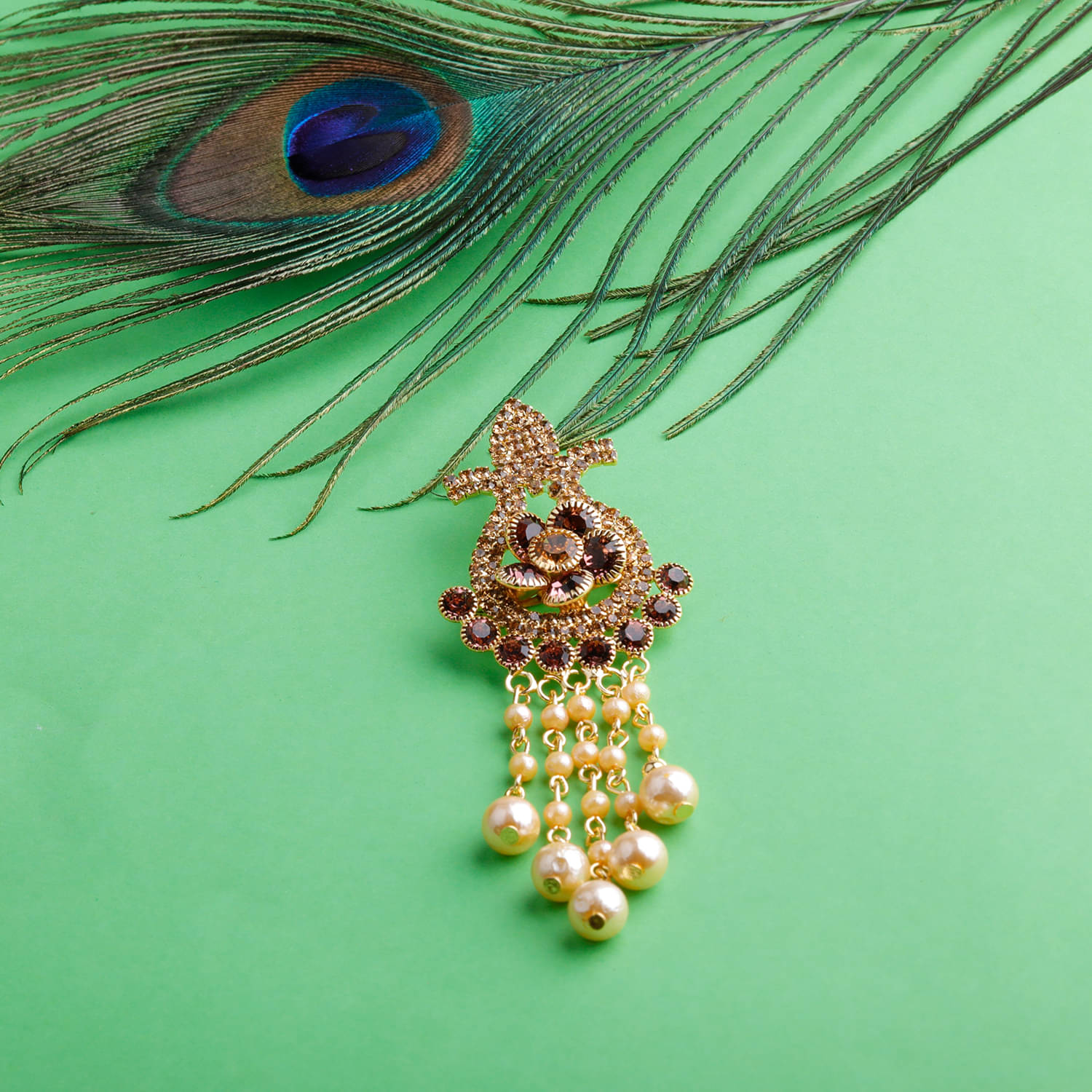 SILVER SHINE Traditional Gold Plated Antique Purple Colour Diamond Studded Pearl Drop Designer Wedding Brooch For Unisex Jewellery SILVER SHINE Traditional Gold Plated Antique Purple Colour Diamond Studded Pearl Drop Designer Wedding Brooch For Unisex Jewellery