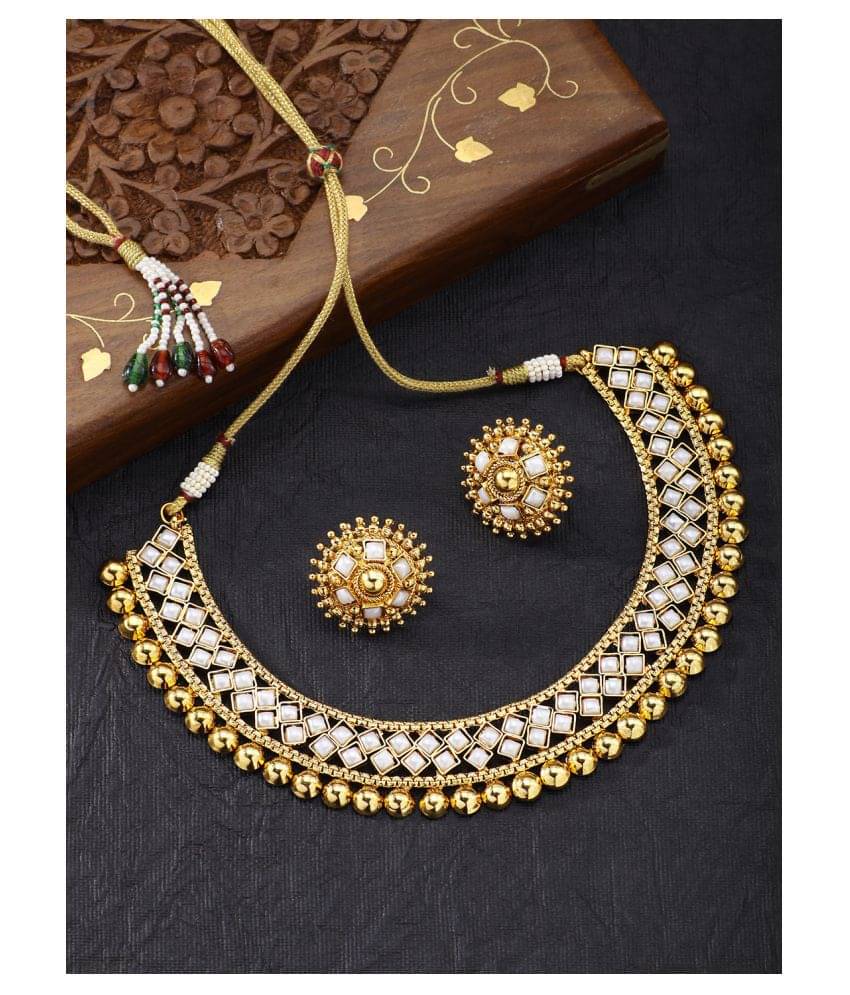 Sunhari Jewels Alloy Off White Choker Traditional Necklaces Set     			Sunhari Jewels Alloy Off White Choker Traditional Necklaces Set