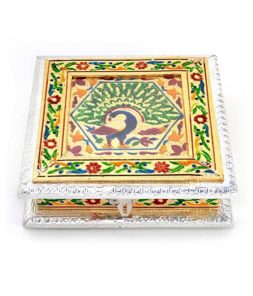     			Vivan Creation Silver White Metal Handicraft Showpiece - Pack of 1