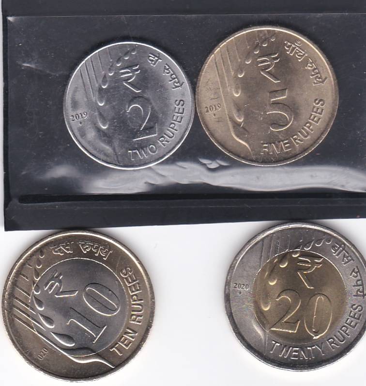     			(PACK OF 4 ) 10 SET GEM UNC MIX MINT NEW DISIGN 2 RS 5 RS 10 RS AND 20 RS SEE PHOTO( 40 PCS )