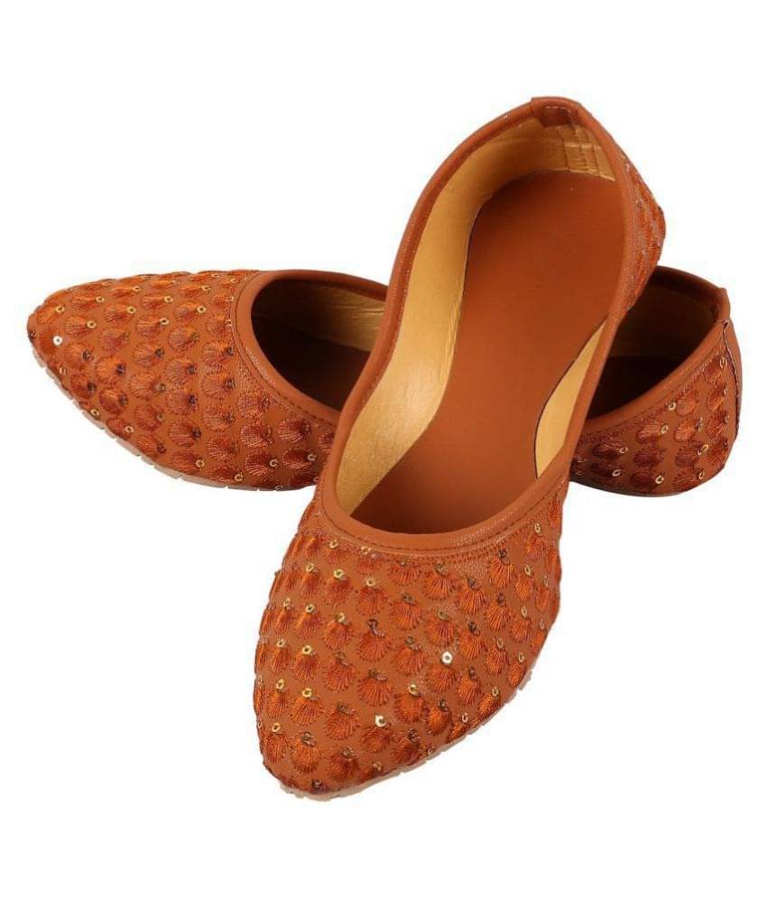     			Apratim Brown Ethnic Footwear