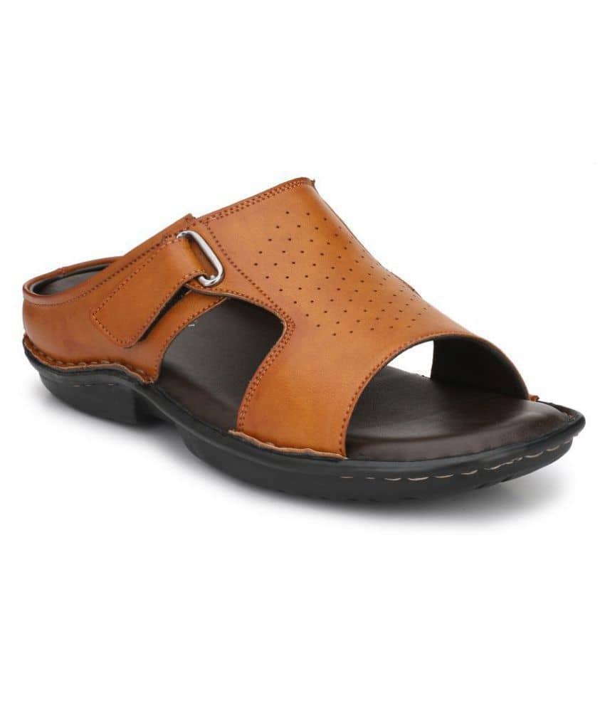 SHENCES Tan Flip Flops
