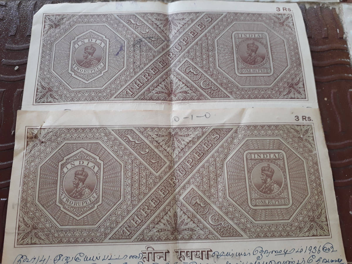     			2 DIFFERENT BEAUTIFUL WATERMARK - BRITISH INDIA BURMA - 3 Rs. - KING GEORGE ( KG V ) - BOND PAPER - REVENUE COURT FEE -