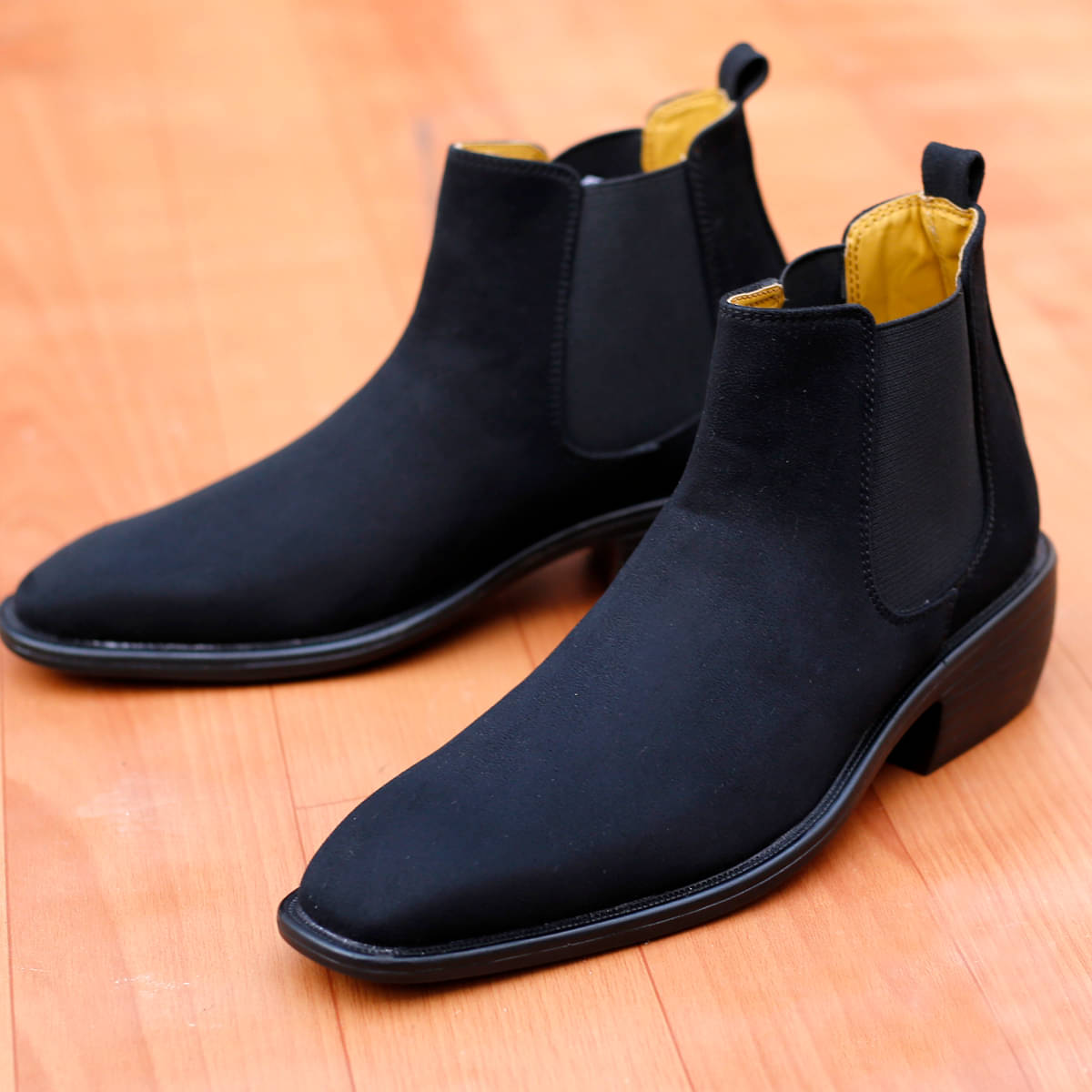    			BXXY Blue Chelsea boot