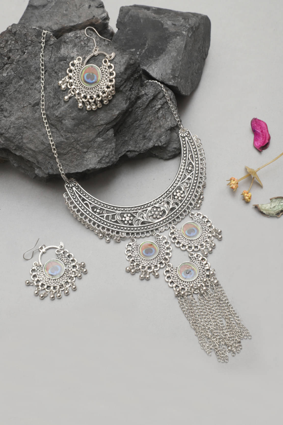     			Bhagya Lakshmi Alloy Silver Traditional Necklaces Set Contemporary