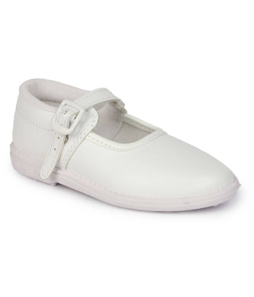 Prefect S/GIRL (N) WHITE - Casual Shoes | Buy online on ZillyBuy