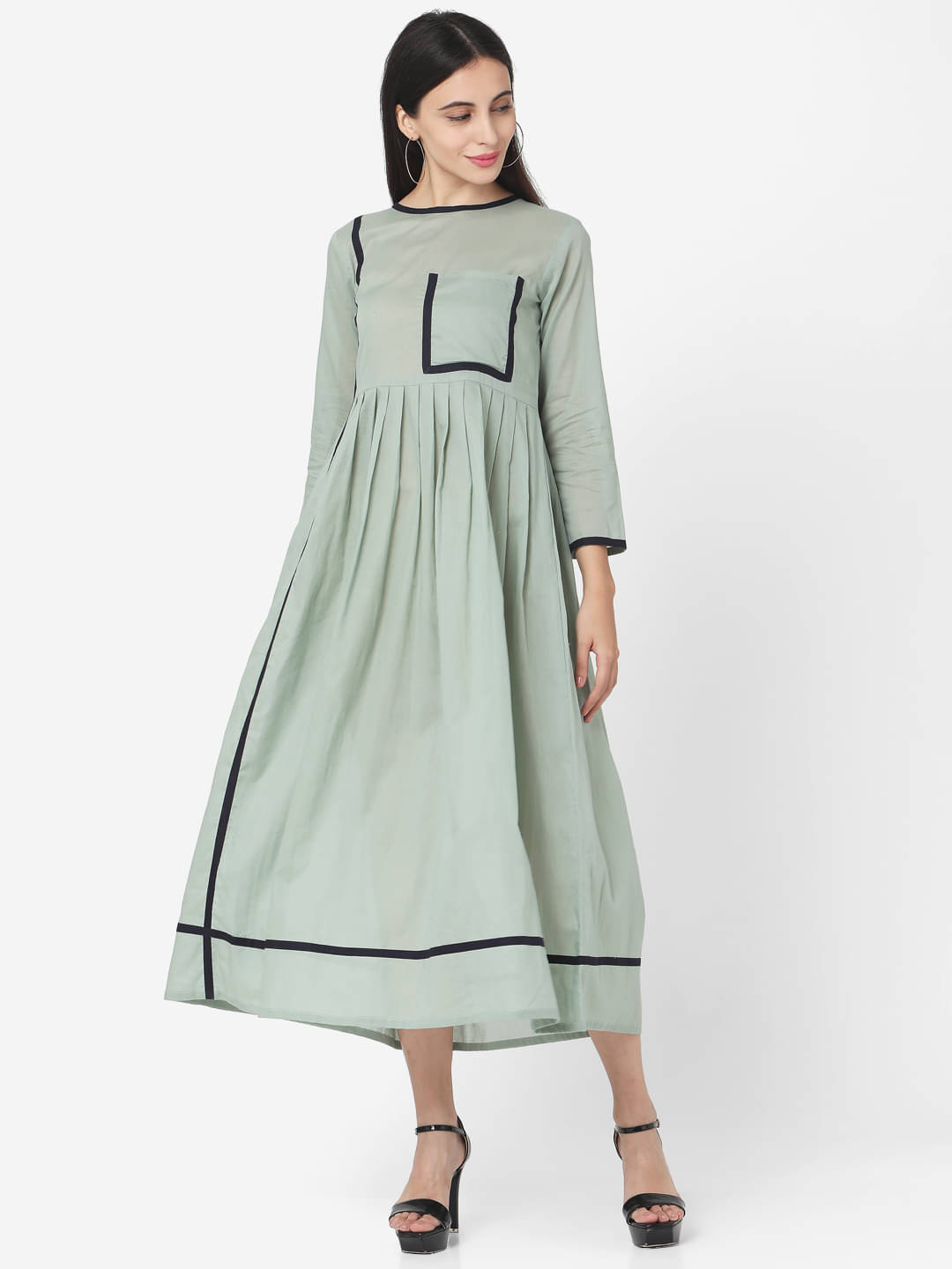     			Aarrah Green Cotton Tiered Flared Kurti