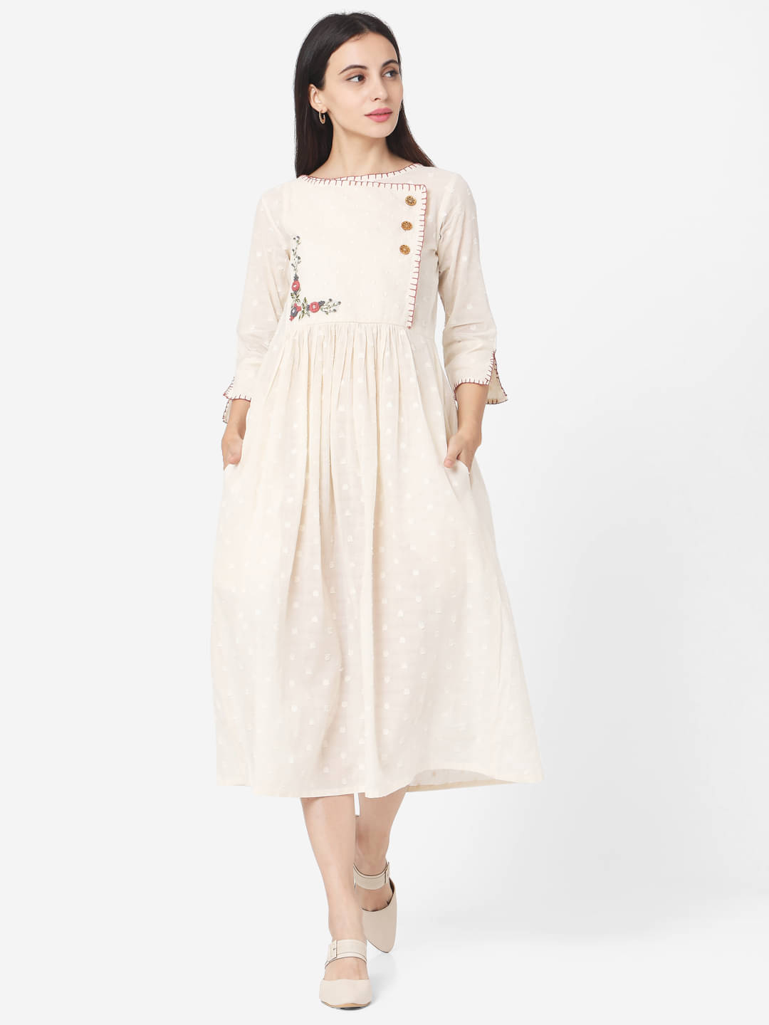     			Aarrah Off White Cotton Tiered Flared Kurti